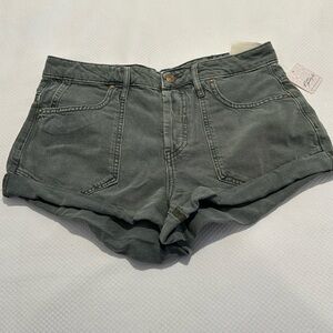 Free People WE THE FREE Beginner's Luck Low Rise Size 29 NWT Shorts!!!!!